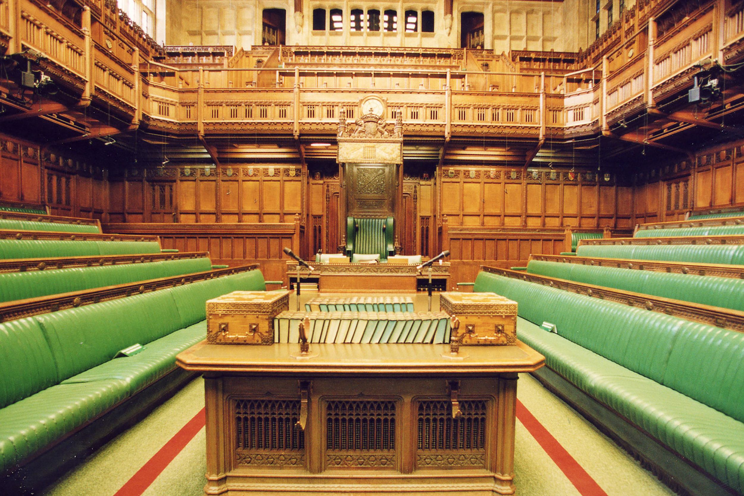 U potrazi za glasom razuma u britanskoj politici. Za koga će glasati autor članka?