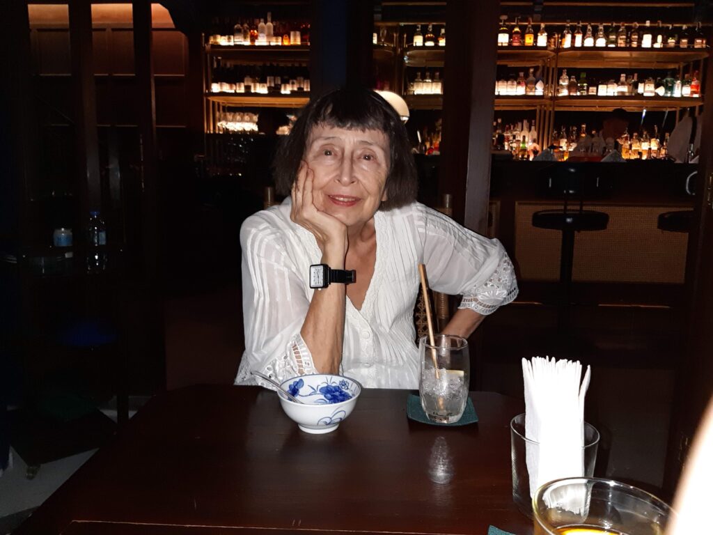 Rada Iveković. Feminizam je danas u stanju povući za sobom i druge pokrete, od SAD-a do Irana
