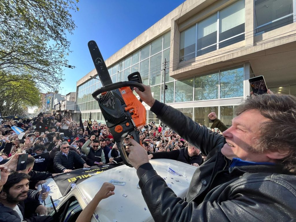 Argentinski masakr motornom pilom. Milei bi razorio Središnju banku i privatizirao čak i ulice