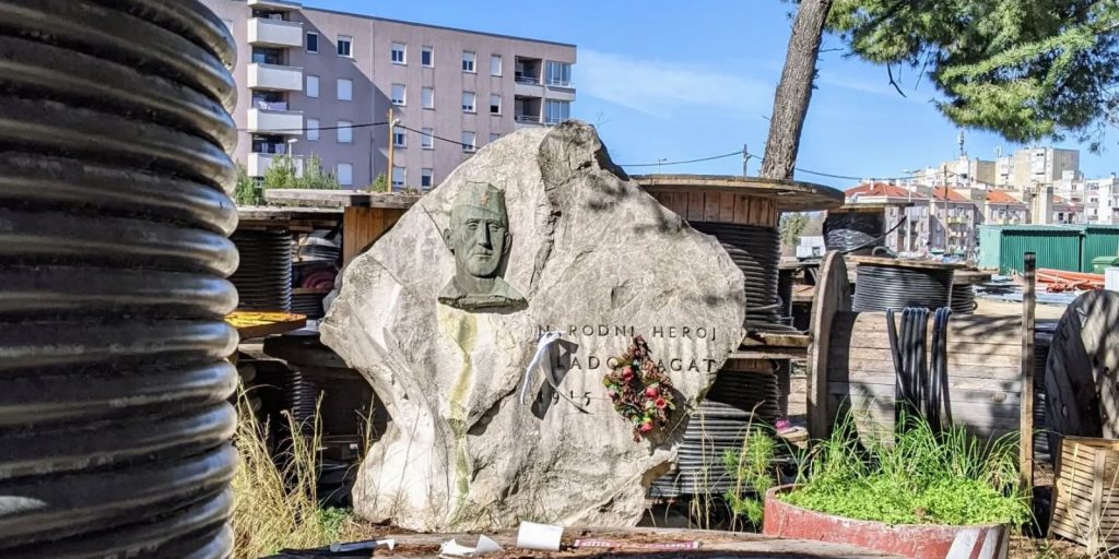 Zaboravljena Dalmacija. Turistički pogled na razvoj i propast industrije na Jadranu